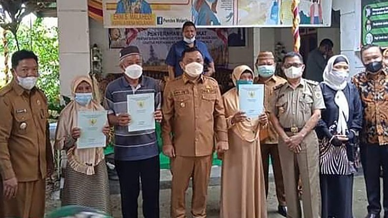 2.650 Warga Bongomeme Kabupaten Gorontalo Terima Sertifikat Tanah Program PTSL