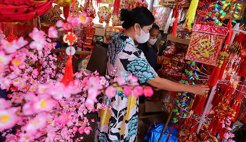 Berburu Pernak-pernik Imlek di Pecinan Glodok - Bagian 2