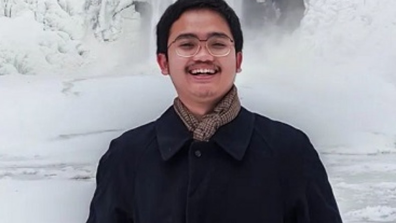 Gigihnya Perjuangan Anak Sopir Taksi Online Tempuh S2 di Amerika Serikat