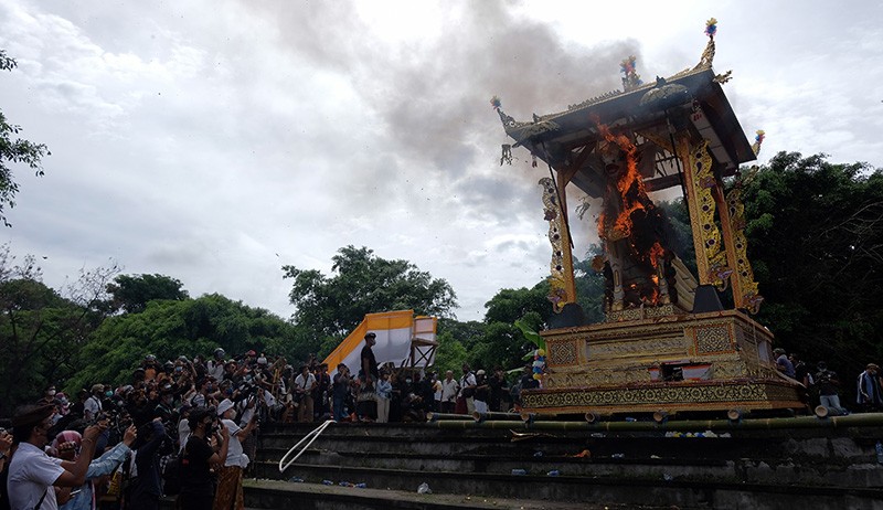 Foto-Foto Upacara Ngaben Raja Pemecutan XI Disaksikan Ribuan Umat Hindu Bali - Bagian 4