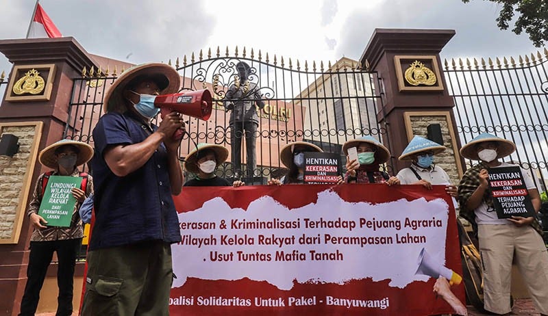 Aksi Walhi Minta Polisi Usut Tuntas Kasus Mafia Tanah - Bagian 3
