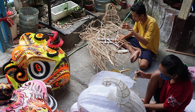 Melihat Pembuatan Barongsai dan Liong Jelang Imlek di Semarang - Bagian 4