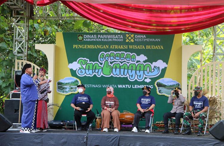 title Kick Off Sambanggo 2022, Dinas Pariwisata Kenalkan Destinasi Watu Lempeng Kick Off Sambanggo 2022, Dinas Pariwisata Kenalkan Destinasi Watu Lempeng