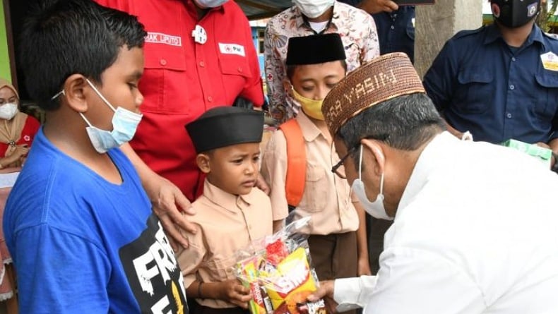 Pemkab Gorontalo Utara Targetkan Setiap Hari Vaksinasi 1.000 Anak