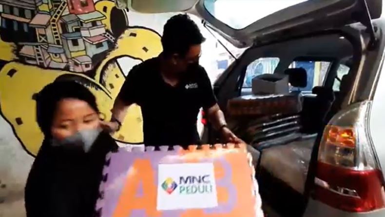 Hadir di TBM Sinar Cerah Purbalingga, MNC Peduli Dorong Peningkatan Literasi Anak 