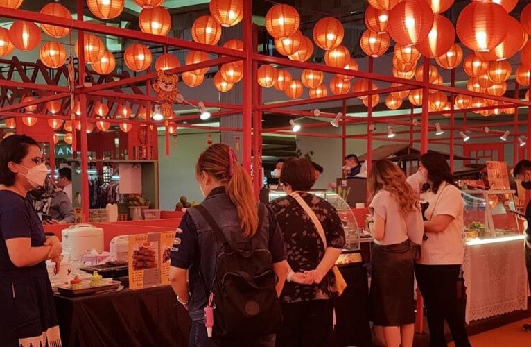 Rayakan Tahun Baru Imlek di Chinese Market dengan Ribuan Lampion di Mal Taman Anggrek