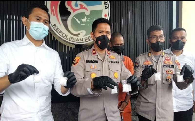 title Kurir Narkoba di OKI Simpan Sabu di Dalam Kotak Sabun Mandi Kurir Narkoba di OKI Simpan Sabu di Dalam Kotak Sabun Mandi