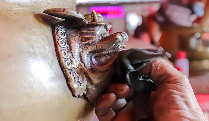 Ritual Pencucian Patung Dewa Jelang Tahun Baru Imlek - Bagian 5