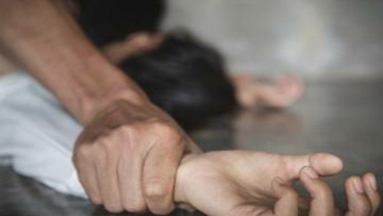 title Joko Jumadi : Berkas Laporan Perkosaan Mahasiswi Bermodus Skripsi Tengah Diperkuat Joko Jumadi : Berkas Laporan Perkosaan Mahasiswi Bermodus Skripsi Tengah Diperkuat