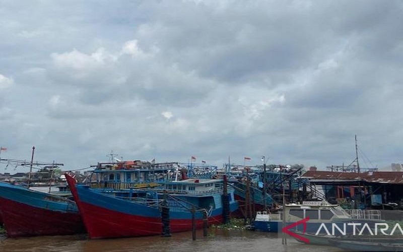 Waspada Gelombang Tinggi di Selat Bangka Bagian Utara