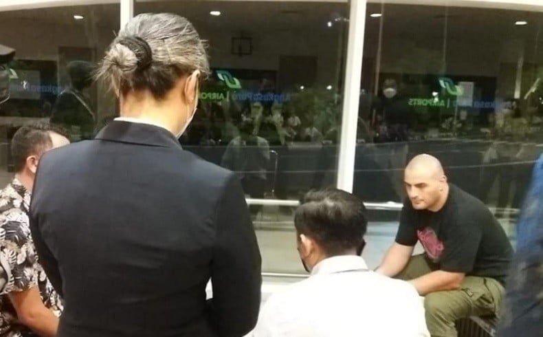 WNA Ngamuk di Bandara Ngurah Rai Ternyata Gegara Ditinggal Pesawat