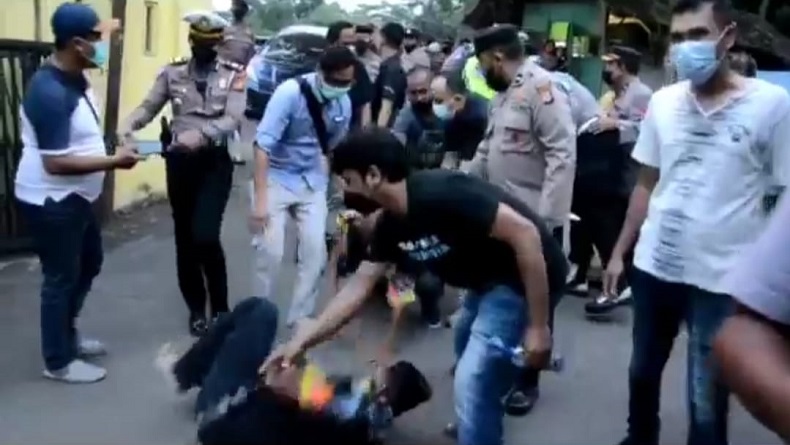 Imbas Aksi Anarkistis di Mapolda Jabar, Belasan Anggota Ormas GMBI di Cirebon Diamankan