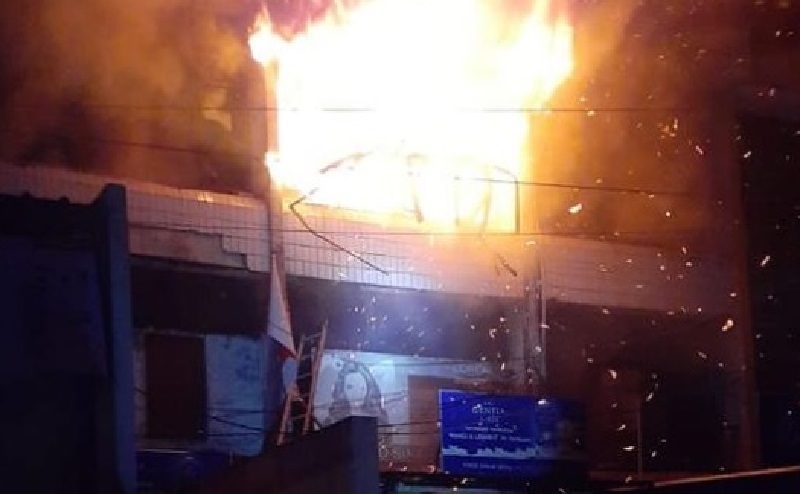 Kebakaran Hanguskan 3 Ruko di Pasar Cengkareng, Kerugian Ditaksir Rp3 Miliar