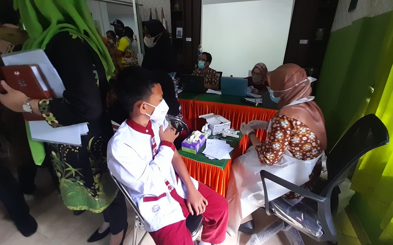 Kejar PTM 100 Persen, Anak Usia 6-11 Tahun di Palembang Wajib Vaksin