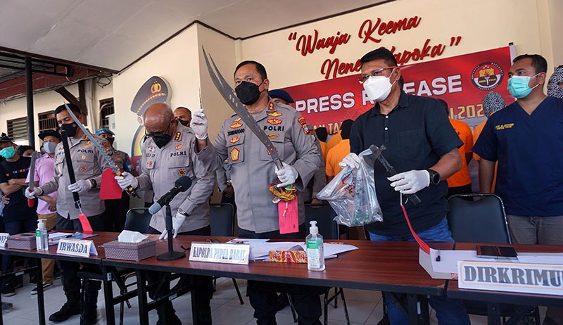 11 Tersangka Kerusuhan Kota Sorong Ditangkap - Bagian 2