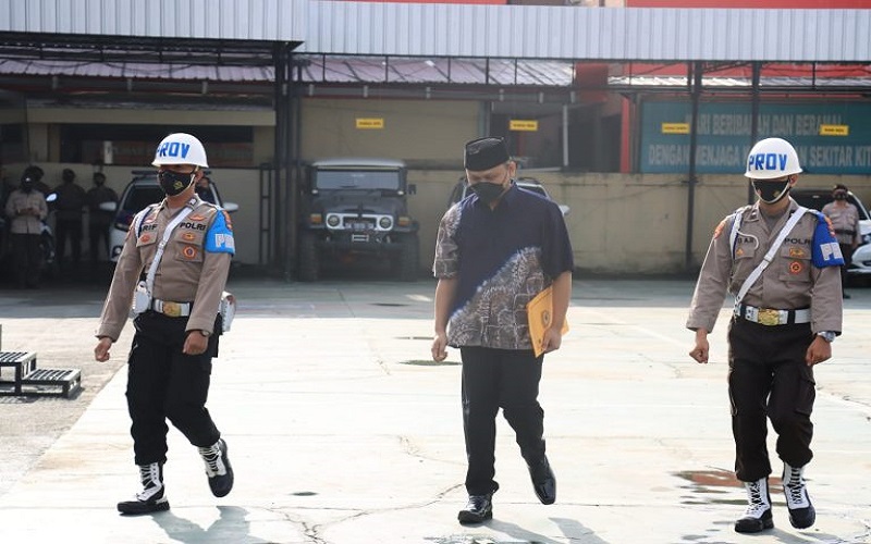 Lepas Seragam Polisi, Ini Tampang Pemerkosa Mahasiswi di Kalsel saat Pemecatan