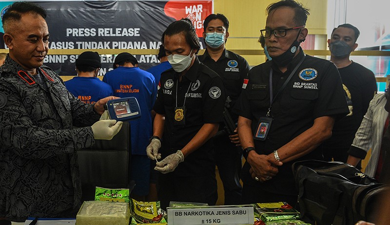 BNN Sumsel Gagalkan Peredaran 15 Kilogram Sabu Senilai Rp15 Miliar - Bagian 2