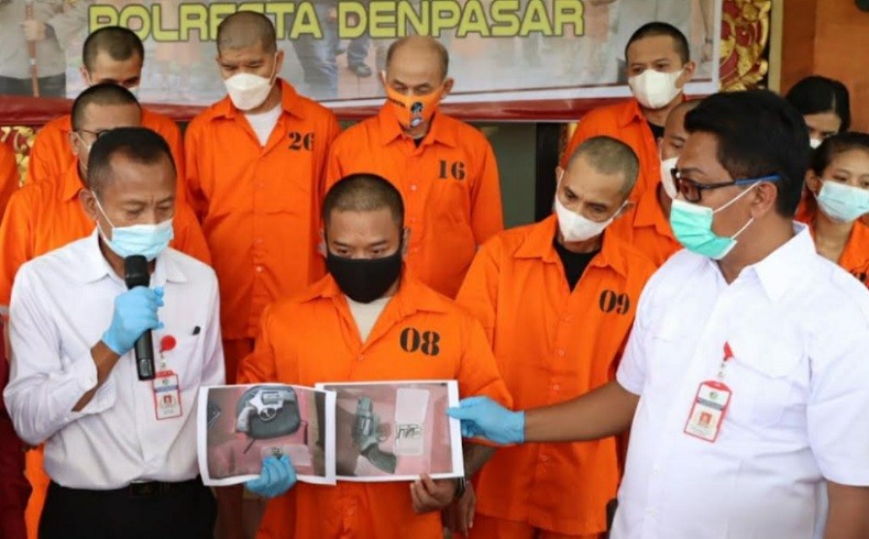 Residivis Narkoba Beli Senjata Api saat Mendekam di Lapas Bali