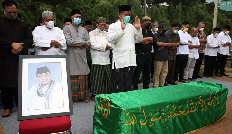 Suasana Pemakaman Mantan Ketua PWI Pusat Margiono - Bagian 3