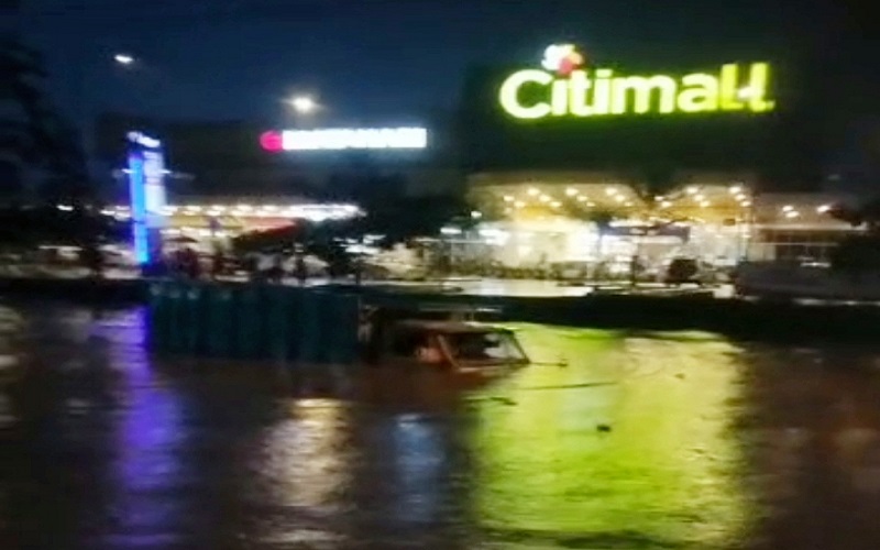  Baturaja OKU Banjir usai Hujan Lebat, Ketinggian Air Capai 1 Meter