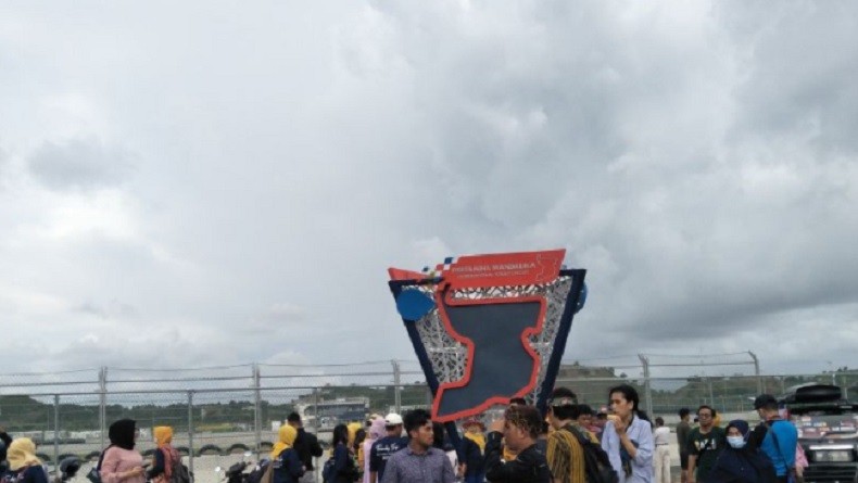 Jelang Ajang MotoGP Mandalika, Tarif Sewa Mobil Melonjak