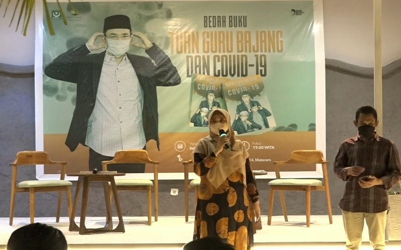 Bedah Buku Tuan Guru Bajang dan Covid-19, Wagub NTB: Kita Harus Banyak Belajar