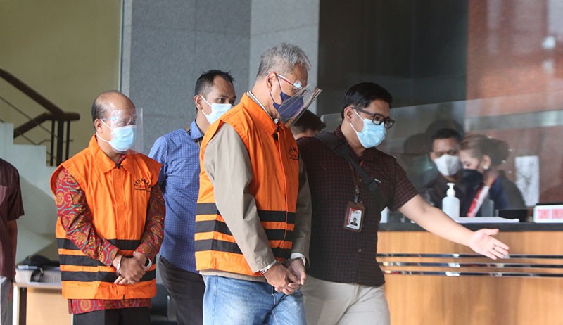 Korupsi E-KTP, Mantan Dirut Percetakan Negara Ditahan KPK - Bagian 1