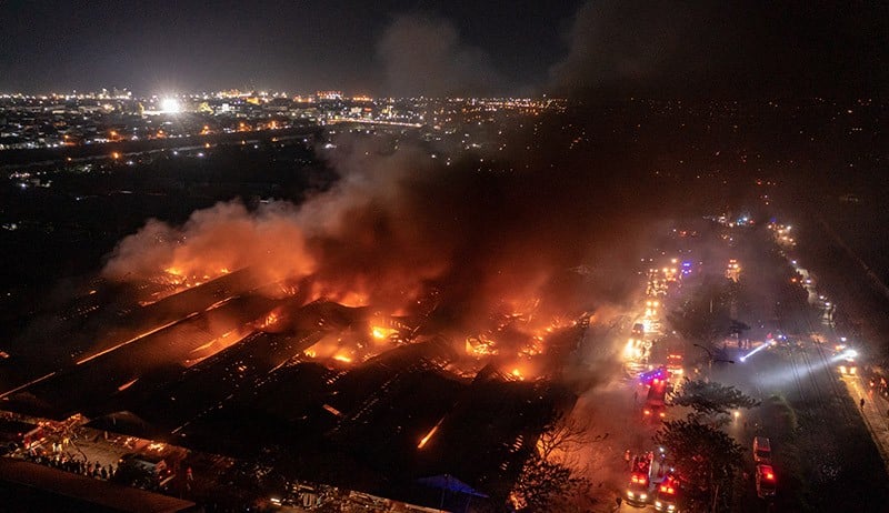 Foto-Foto Pasar Johar Semarang Kebakaran - Bagian 3