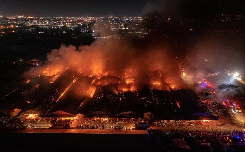 5 Fakta Kebakaran Relokasi Pasar Johar Semarang, Nomor 4 Bikin Ganjar Marah