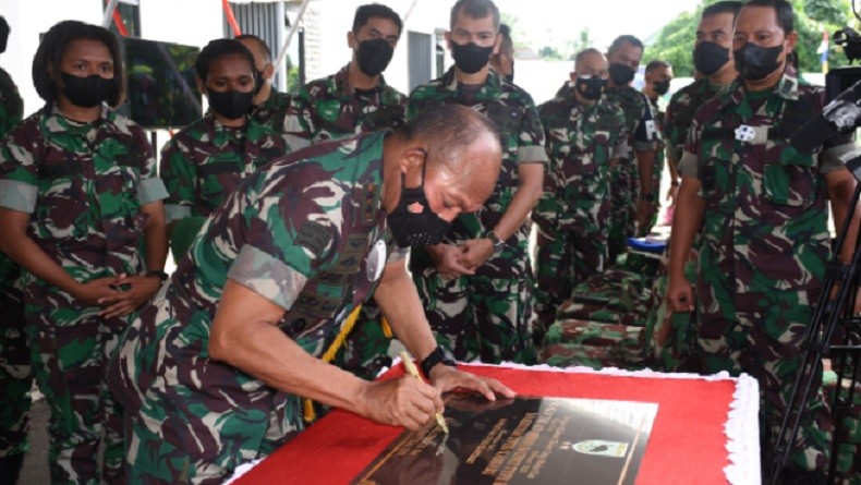 Resmikan Rusun dan Rumdis, Pangdam Kasuari : Kami Akan Rawat dan Jaga