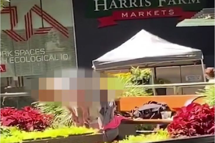   Waduh, Pasangan Ini Nekat Lakukan Seks Siang Bolong di Pusat Perbelanjaan 