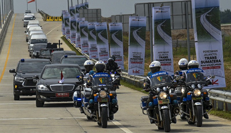 Presiden Jokowi Resmikan Jalan Tol Binjai-Stabat Sumatera Utara - Bagian 3