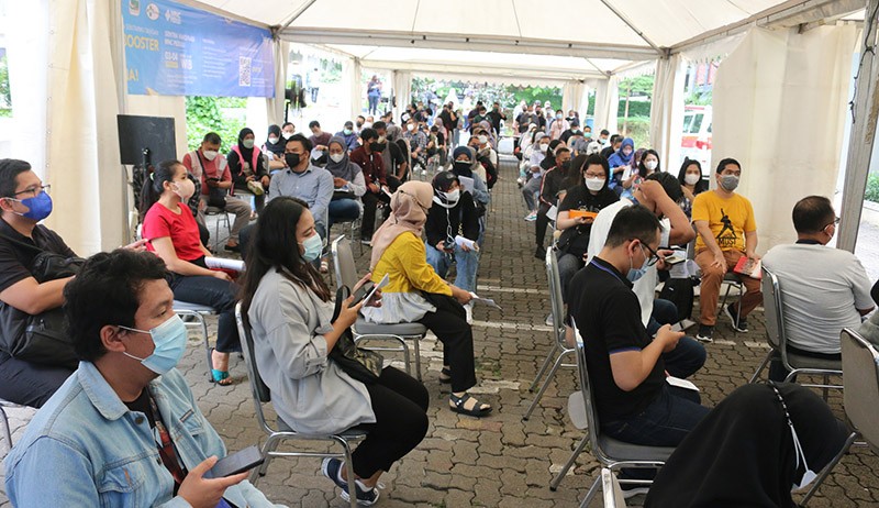 MNC Peduli Gelar Sentra Vaksinasi Booster Hari Kedua - Bagian 3