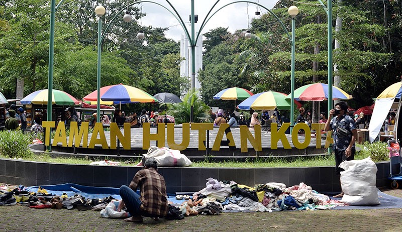 Hutan Kota Bekasi Akan Direvitalisasi sebagai Sarana Interaksi - Bagian 1