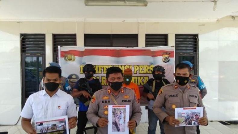 Polisi Tangkap Enos Pentolan KKB Intan Jaya, Pernah Tembaki Rombongan Wakapolda Papua