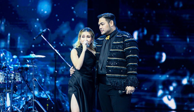Ivan Gunawan dan Ayu Ting Ting Tampil Mesra di Panggung Grand Final KDI 2021 - Bagian 3