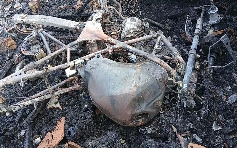 Tidak Peduli Honda CBR 150 Terbakar, Ibu Selamatkan 2 Anak: Saya Tak Pikirkan