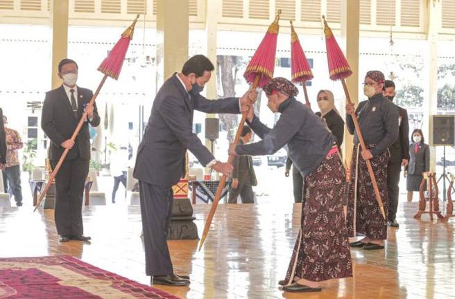 Sri Sultan HB X Kukuhkan 242 Lurah Jadi Pemangku Keistimewaan DIY