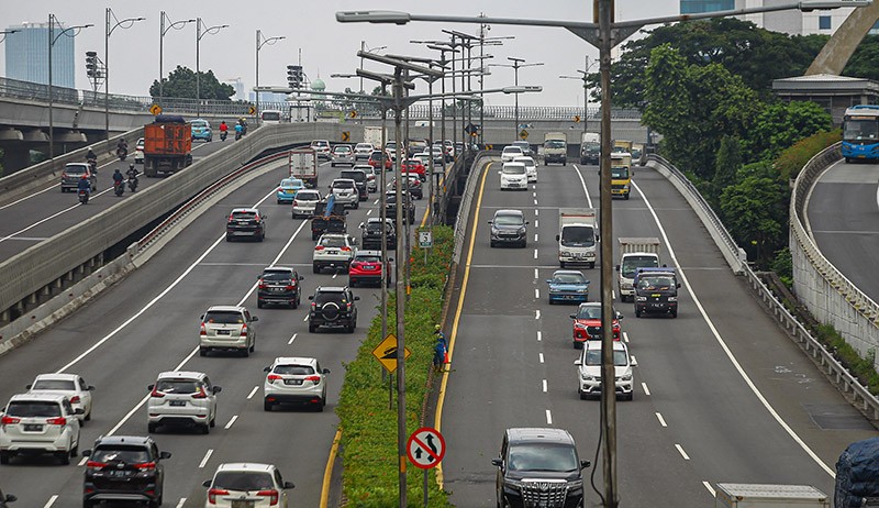 Rencana Kenaikan Tarif Dua Ruas Jalan Tol Dalam Kota  - Bagian 3