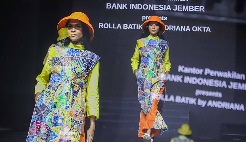 Deretan Model Peragakan Busana Jakarta Fashion Trend - Bagian 2