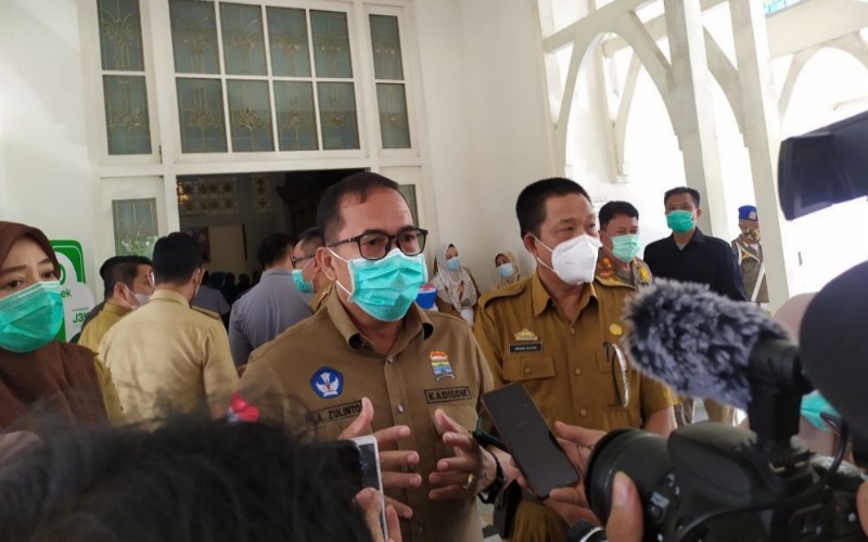 4.000 Guru SD dan SMP di Palembang Disuntik Vaksin Booster