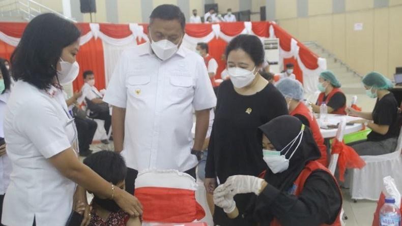 Puan Maharani Tinjau Vaksinasi Anak dan Booster di Sulut: Jangan Kasih Kendor