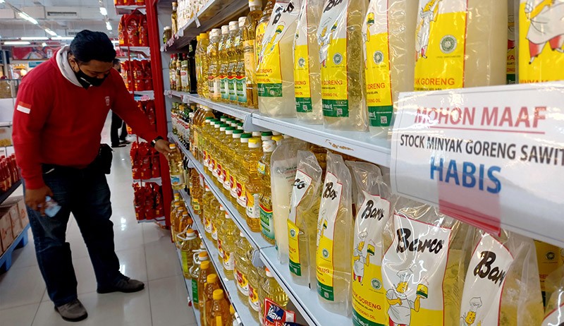 Potret Warga Aceh Kesulitan Mencari Minyak Goreng Murah - Bagian 2