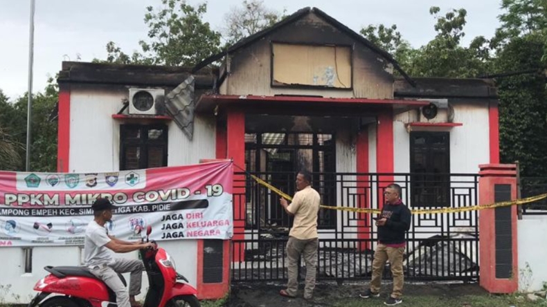 Kantor Kepala Desa di Pidie Kebakaran, Barang dan Berkas Hangus Terbakar