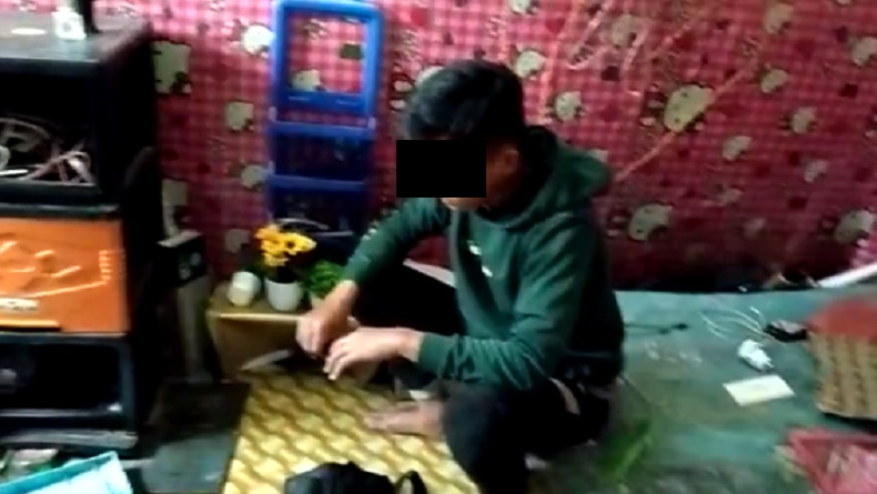 title Kampung Narkoba di Medan Digerebek, Puluhan Orang Diamankan  Kampung Narkoba di Medan Digerebek, Puluhan Orang Diamankan