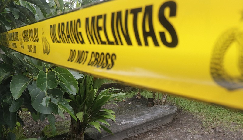 Situs Jambean Kediri Dirusak Orang Tak Dikenal, Lokasi Dipasang Garis Polisi - Bagian 1