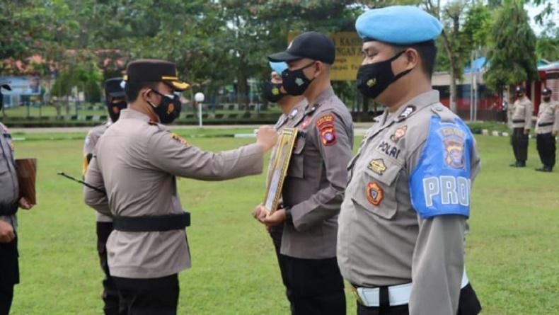 Seorang Anggota Polres Barito Timur Dipecat, Kapolres Beri Pesan Menohok