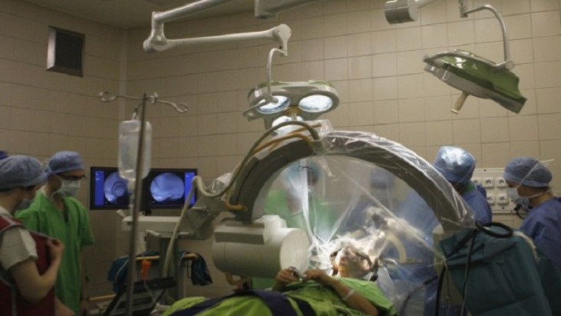 Kisah Tragis, Pria Ini Tinggalkan Pekerjaan demi Istrinya, saat Koma malah Diceraikan