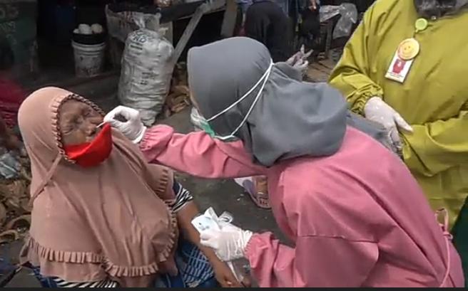 Swab Antigen Acak di Pasar, Satgas Covid-19 Bandar Lampung Temukan 9 Pedagang Reaktif