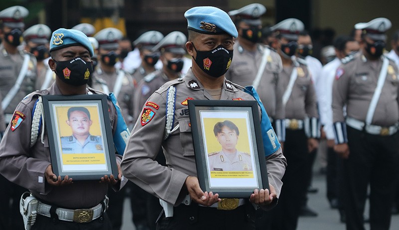 Penampakan 12 Foto Polisi yang Dipecat karena Ragam Pelanggaran - Bagian 2